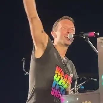 Lirik Lagu 'ALL MY LOVE' oleh Coldplay dan Terjemahan Indonesia