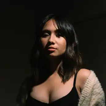 Makna Lagu Lose - NIKI, Sedih Banget Kalau Kamu Bisa Relate!