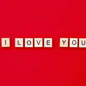 30 Ucapan Happy National I Love You Day Bahasa Inggris dan Artinya