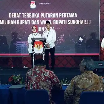 Debat Pertama Pilkada Sukoharjo, Etik-Sapto Ungkap Program Unggulan