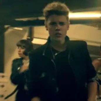 Lirik Lagu As Long As You Love Me - Justin Bieber, Lengkap Terjemahan