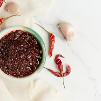 Resep Membuat Chili Oil, Bumbu Rempah Ala Chinese Food      