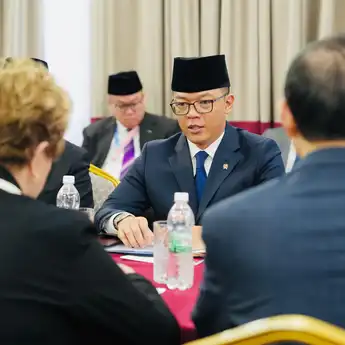 Menlu RI Bertemu Presiden New Development Bank di KTT BRICS Plus