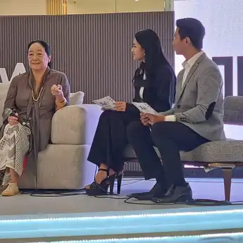 Sekapur Sirih ala BINhouse di Pagelaran Jakarta Fashion Week 2025   
