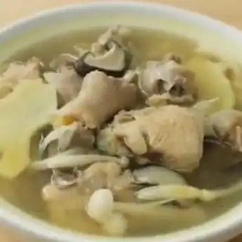 Resep Sup Ayam Kelapa, Sajian Segar dan Nikmat