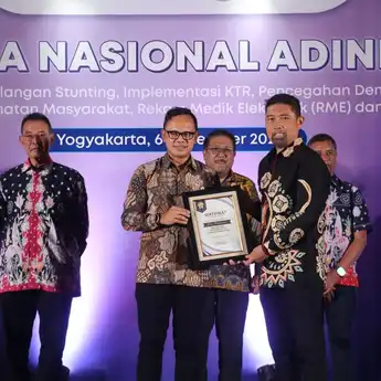 Makassar Raih Penghargaan Pentaloka Nasional Adinkes 2024 