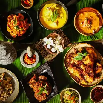Roemah Kuliner Menyajikan Masakan Nusantara Autentik dengan Desain Tempat yang Sangat Estetik!
