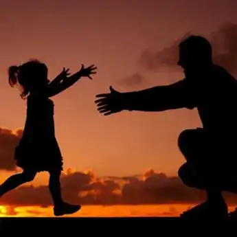 30 Kata-kata Qoutes Soal Anak Perempuan yang Lekat Akan Makna Mendalam