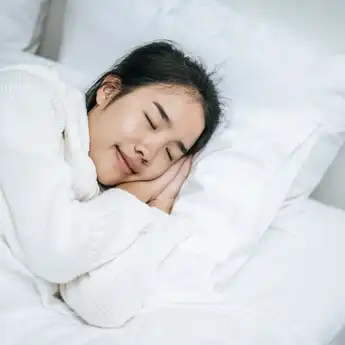 Arti Mimpi Mokel Pada Saat Berpuasa Ramadhan, Pertanda Apakah Ini?