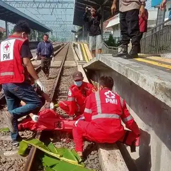 Tertabrak Kereta Api, Pria Tanpa Identitas Ditemukan Tewas di Klaten