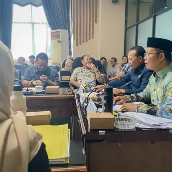 DPRD Kalsel Bahas Rasionalisasi Anggaran untuk Makan Bergizi Gratis