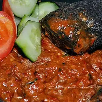 Resep Sambal Lamongan Khas Warung Pecel Lele yang Pedas dan Gurih!