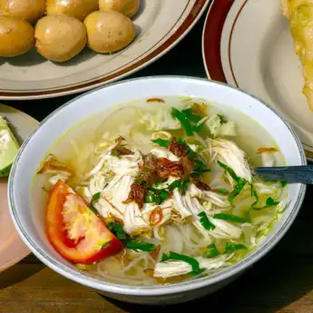 Resep Soto Ayam Kuah Bening, Sajian Kuah Kesukaan Keluarga Tercinta