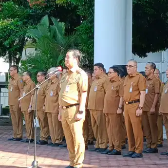 Pemprov Sulut Gelar Apel Kerja Bersama ASN dan THL, Wagub Steven Kandouw: Pentingnya Nilai-Nilai Akhlak sebagai Pedoman Melaksanakan Tugas