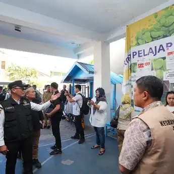 Pj Gubernur Sulsel Pantau Pelaksanaan Pilkada Serentak 2024 di Tujuh Daerah