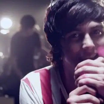 Lirik Lagu 'If You Can't Hang' - Sleeping With Sirens dan Terjemahan