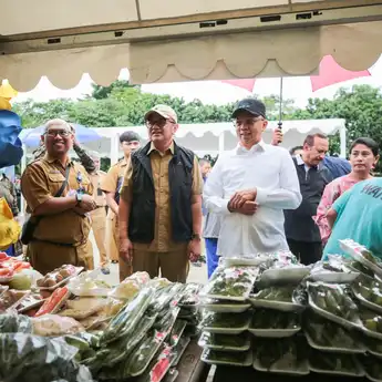 Jelang Nataru, Pemkot Bandung Gelar Bazar Murah di 6 Kecamatan