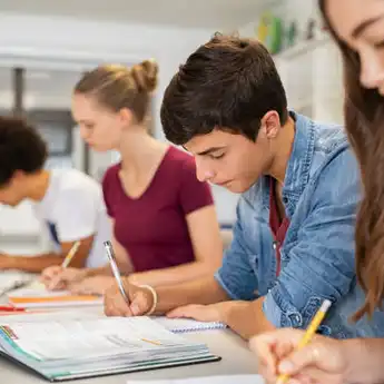 Soal UAS Ekonomi Kelas 10 Semester 1 Kurikulum Merdeka dan Kunci Jawaban