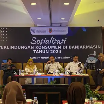 Gelar Sosialisasi Perlindungan Konsumen, Dinas Perdagangan Kalsel Dorong Peserta Menjadi Duta Konsumen Cerdas