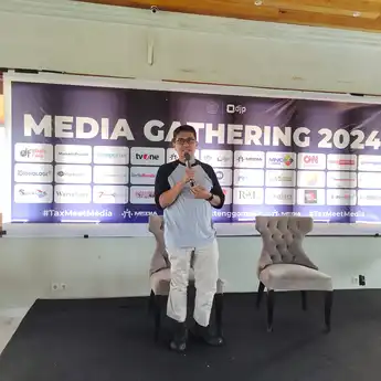 Transparansi DJP Suluttenggomalut Bersama Insan Pers di Sulawesi Utara