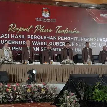 KPU Sulut Gelar Rapat Pleno Terbuka Rekapitulasi Hasil Perolehan Penghitungan Suara Pemilihan Gubernur & Wakil Gubernur Sulawesi Utara Dalam Pemilihan Serentak Tahun 2024, Kenly: Tahapan Pilkada Tahun Ini adalah Tahapan Terpendek