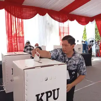 Rekapitulasi Pilgub Kalsel, Muhidin – Hasnur Unggul Telak 82,4% Suara