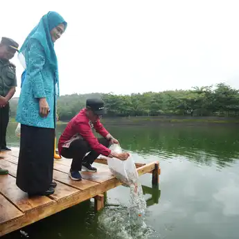 Pemprov Sulsel Distribusikan 5 Juta Benih Perikanan Gratis untuk Dukung Ketahanan Pangan