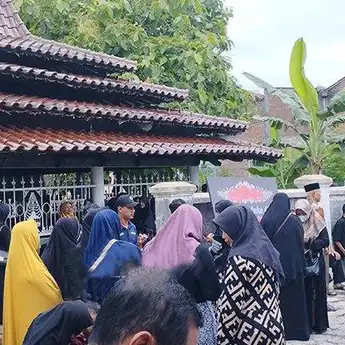 Dalang Kondang Ki Warseno Berpulang, Ratusan Penggemar Hadir Berduka