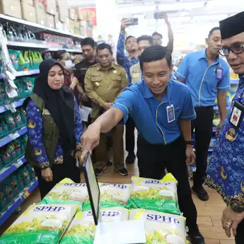 Jelang Natal dan Tahun Baru, Harga Sejumlah Bahan Pokok di Makassar Naik