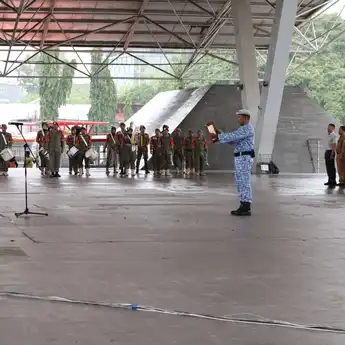 Semangat Bela Negara, Pj Sekda Makassar Ajak Warga Tingkatkan Gotong Royong