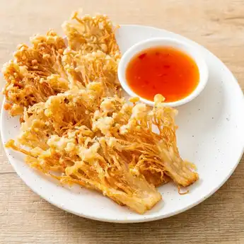 Resep Jamur Enoki Goreng Crispy: Camilan Gurih dan Renyah yang Praktis