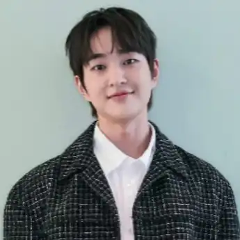 Lirik Lagu 'Winner' - ONEW SHINee dengan Terjemahan