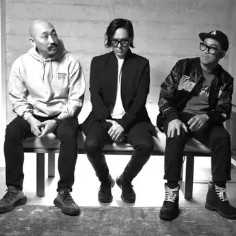 Lirik dan Arti Lagu 'Rocketeer' Far East Movement