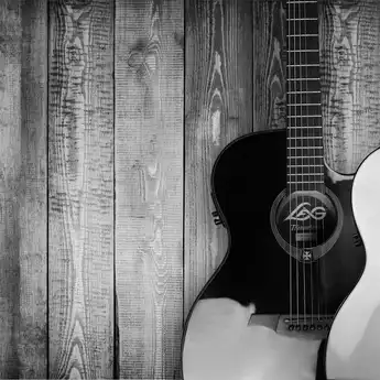Lirik Lagu 'Anything' Adrianne Lenker Beserta Makna dan Terjemahan
