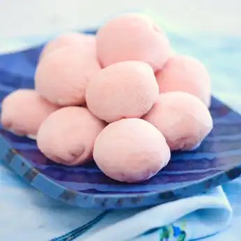 Resep Mochi Kue Bulan Isi Wijen, Camilan Imlek untuk Keluarga