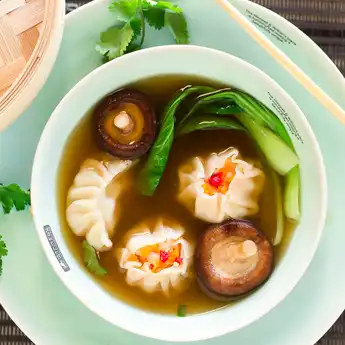 Resep Sup Pangsit Isi Udang, Sajian Kuah untuk Rayakan Imlek di Rumah