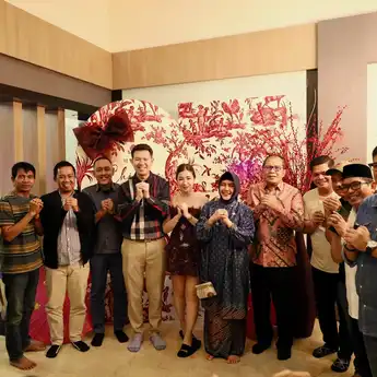 Danny Pomanto Bersilaturahmi ke Tokoh Tionghoa Makassar, Ucapkan Selamat Imlek 2025