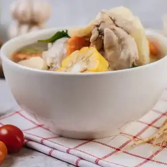 Resep Membuat Sup Ayam yang Kaya Akan Gizi untukMenu Makan Ibu Hamil