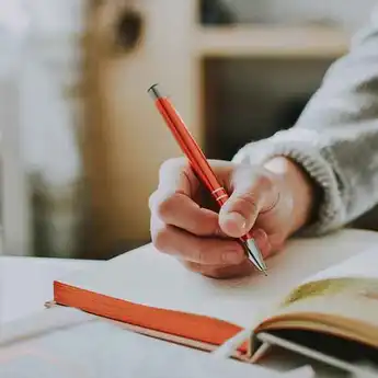30 Contoh Soal Imperative Sentence, Lengkap dengan Terjemahannya
