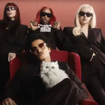 Berikut Ini Lirik Lagu 'Fat Juicy & Wet' oleh Sexyy Red dan Bruno Mars