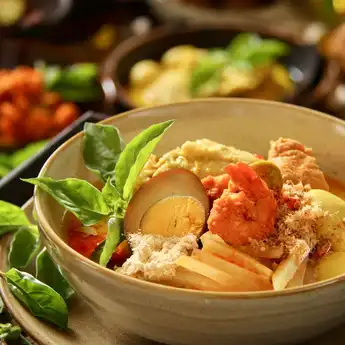 Resep Lontong Cap Go Meh, Cocok Disantap Bersama Keluarga