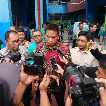 Pj Gubernur Sulsel Surati Kepala Daerah untuk Sukseskan Program MBG dan PKG