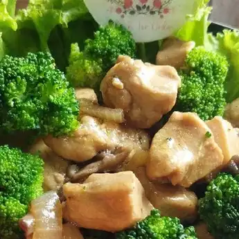 Resep Makanan Sehat untuk Diet Tumis Ayam Brokoli             
