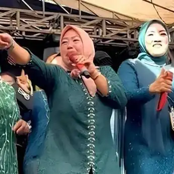 Lirik Lagu 'Waktu Ku Kecil', Lagu Emak-emak yang Sedang Viral
