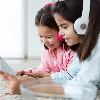 3 Cara Tepat dalam Mengatur Screen Time untuk Anak di Era Digital