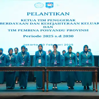 Arumi Bachsin Resmi Dilantik Sebagai Ketua TP PKK Jatim 2025-2030