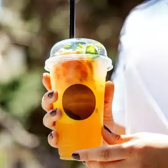 Resep Minuman Berbuka Creamy Fanta Fruit Punch Ala Sisca Soewitomo