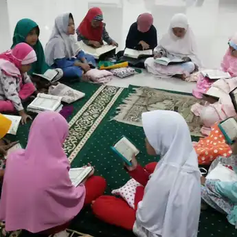 30 Tema Pesantren Kilat 2025 di Sekolah, Lengkap untuk Referensi!