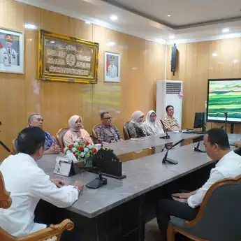 Wali Kota Ratu Dewa Terima Audiensi Kadin Palembang Terkait Pemanfaatan Pasar Ikan dan Investasi