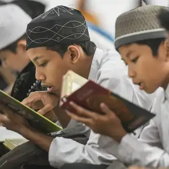 40 Ucapan untuk Anak yang Sedang Menuntut Ilmu di Pesantren, Penuh Doa